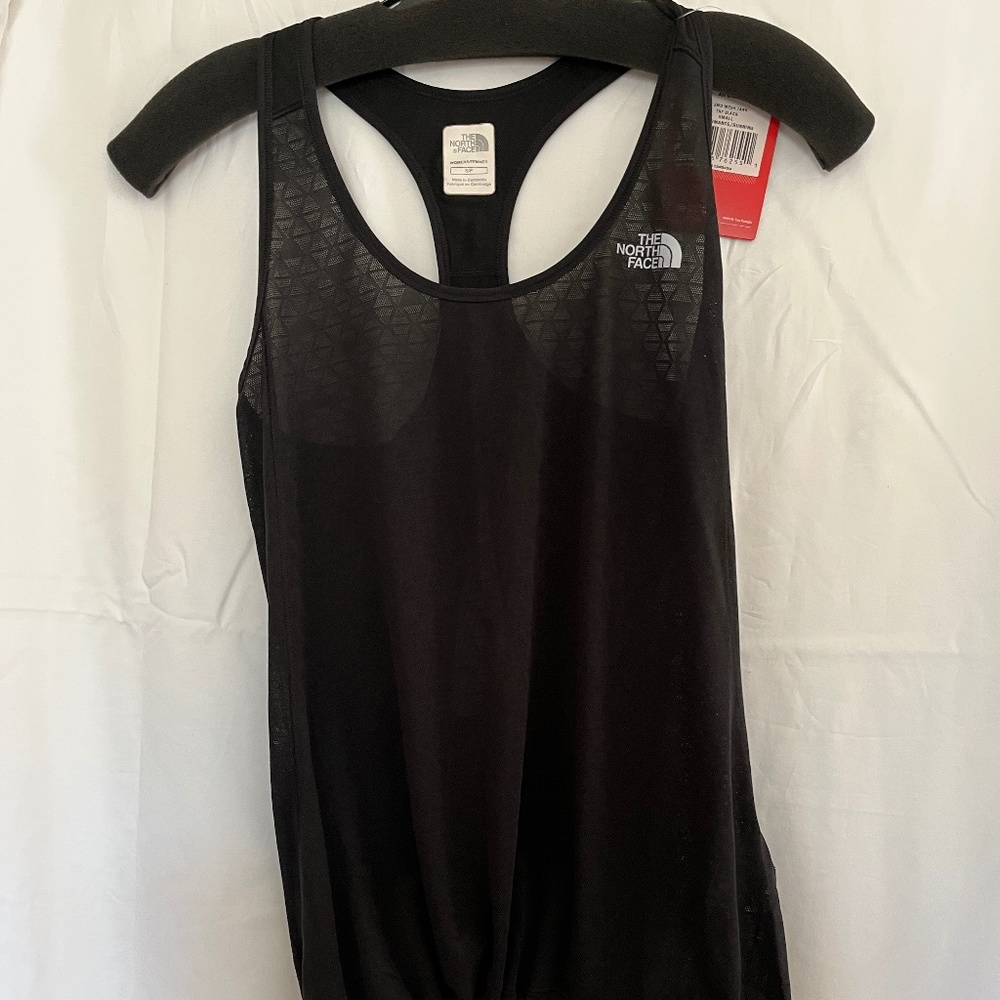 NWT. The North Face Women's Mesh Running Tank. Sz S. Black. MSRP $40.